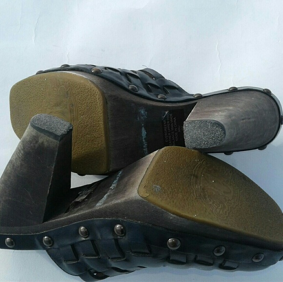 Nine West Vintage Collection Studded Clogs - Picture 5 of 6